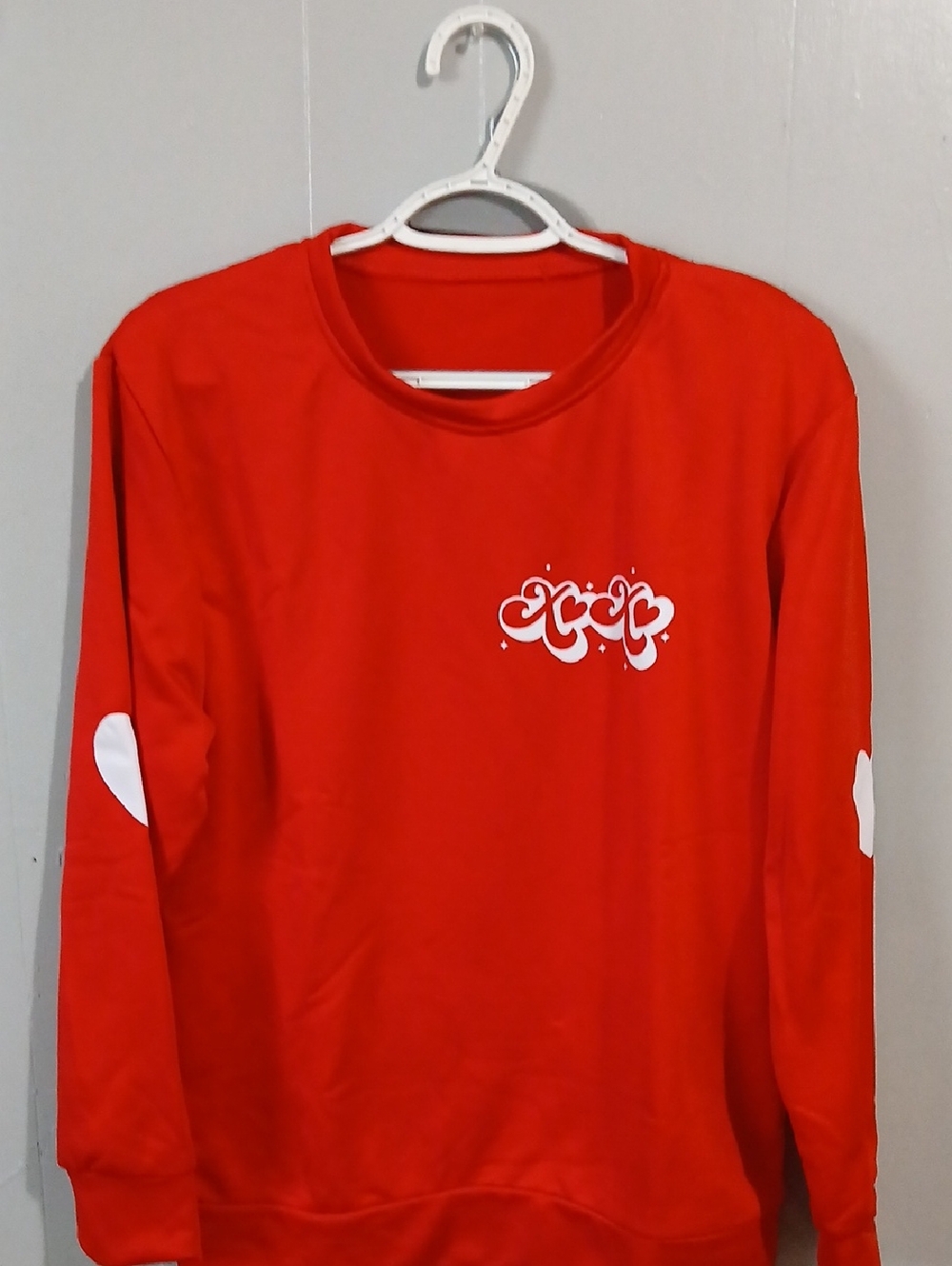 Amazon Essentials Red Long-Sleeve Graphic Sweatshirt with Heart Elbow Patches